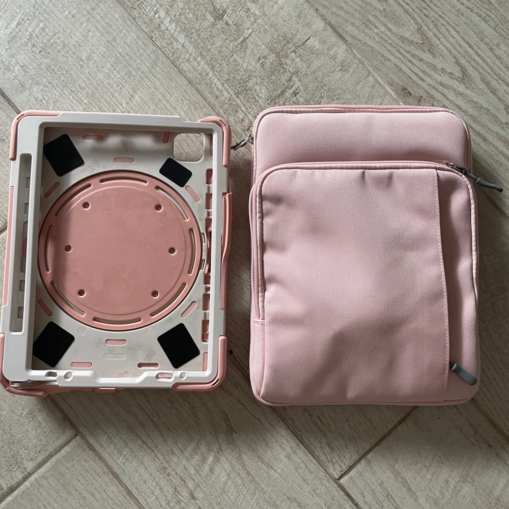 iPad case and protective sleeve